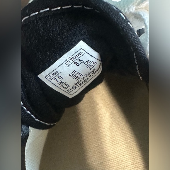 Vans Old Skool Classic Shoe Black Suede Canvas W/8.5 M/7 - Picture 2 of 8